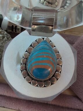 Fordite ring 7.5 (trendy vintage "dried paint" polished ring)